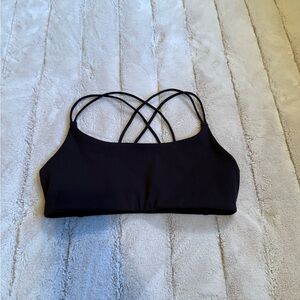 🥳 *SALE* Vuori Tempo Bra, Black, Size Small